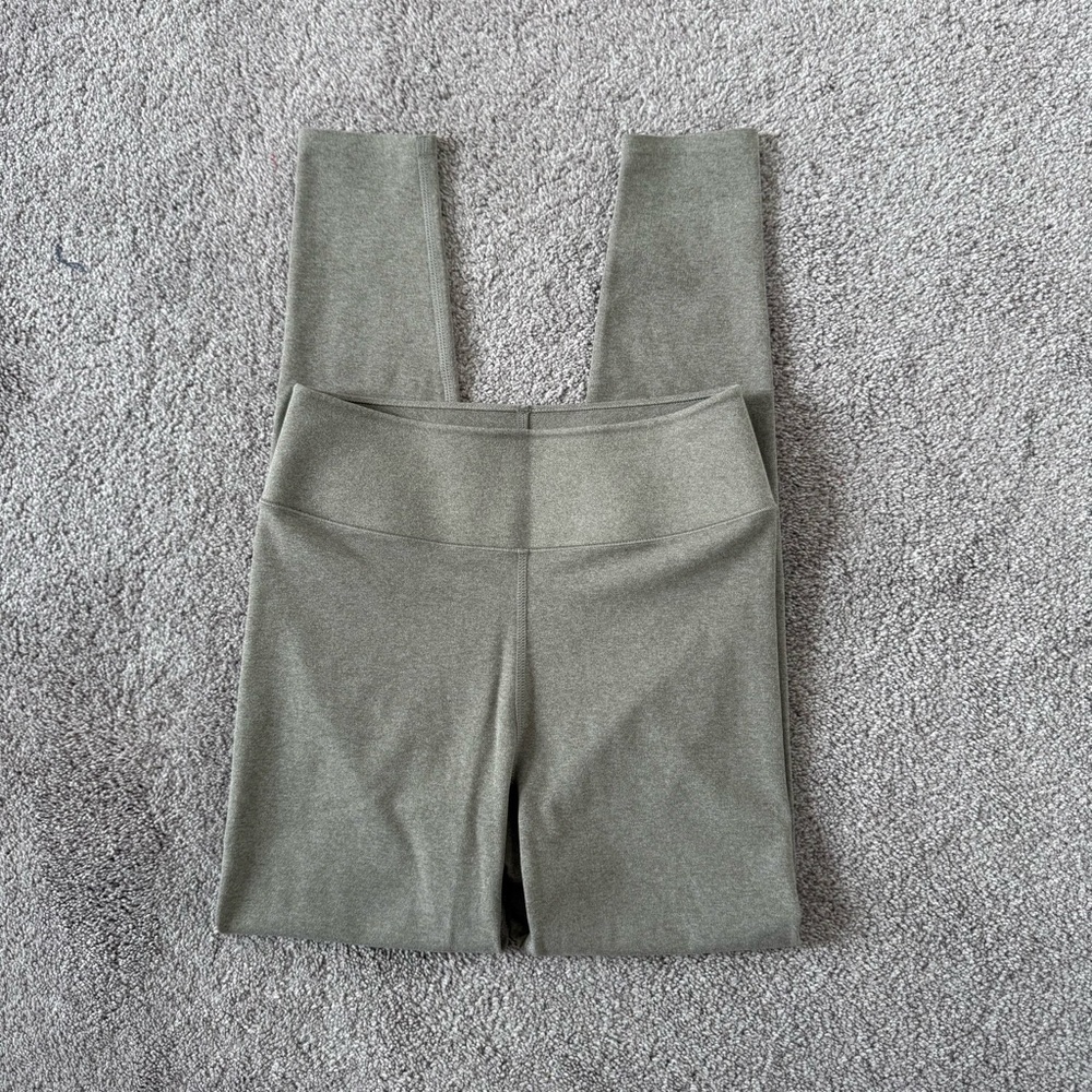Uniqlo Airism High Waisted Leggings